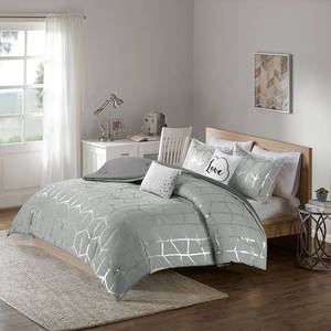 lot 38932 image: Intelligent Design Raina 5-Pc. FullQueen Comforter Set Bedding