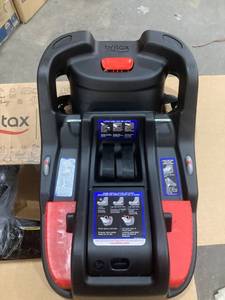 lot 38993 image: BRITAX CARE-SEAT WITH BASE NEW IN BIX