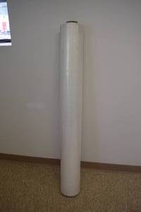 lot 19 image: Roll Plastic Bags 56 x 42