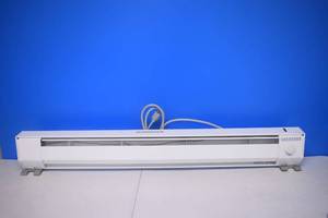 lot 33 image: King 4 Foot Portable Baseboard Heater KP1210