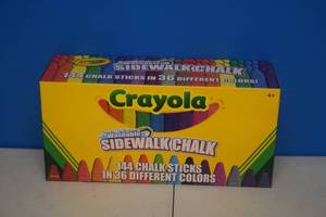 lot 68 image: 144 Count Crayola Washable Sidewalk Chalk