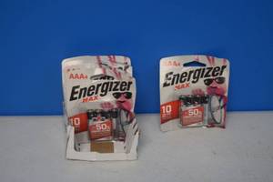 lot 132 image: 5 Packages of 4 Energizer Max AAA Batteries