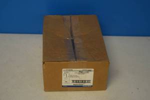 lot 322 image: 100 EMT Pipe Straps