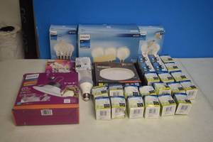 lot 474 image: Lightbulbs