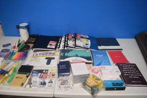 lot 479 image: Office Supplies
