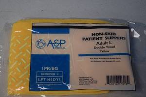 lot 260 image: 100 Pair Non Skid Socks