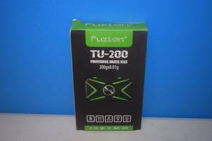 lot 276 image: Fuzion TU-200 Professional Digital Scale
