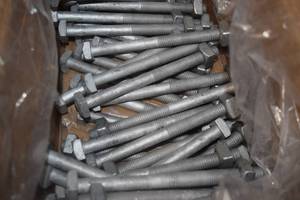 lot 221 image: 50 Square Head Galvenized Bolts with Nuts - 12 x 6