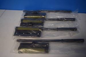 lot 259 image: 4 Window Wash Squeegee