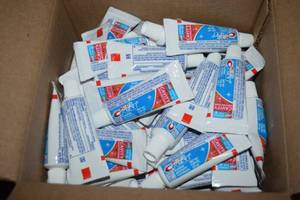 lot 362 image: 72 Tubes Crest Kids Sparkle Fun Toothpaste