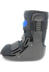 lot 43720 image: MB Medical Braces Low Top Air Fracture Boot (Medium, L0631 or L0648), Short Air CAM Walking Brace for Foot and Ankle, Black, Mens Shoe Size 7 12 - 10, Female Shoe Size 8 12 - 11 12