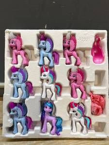 lot 59951 image: My Little Pony A New Generation Movie Toys