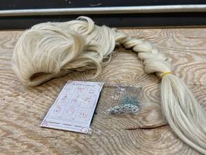 lot 60018 image: Ice Princess Blonde Wig