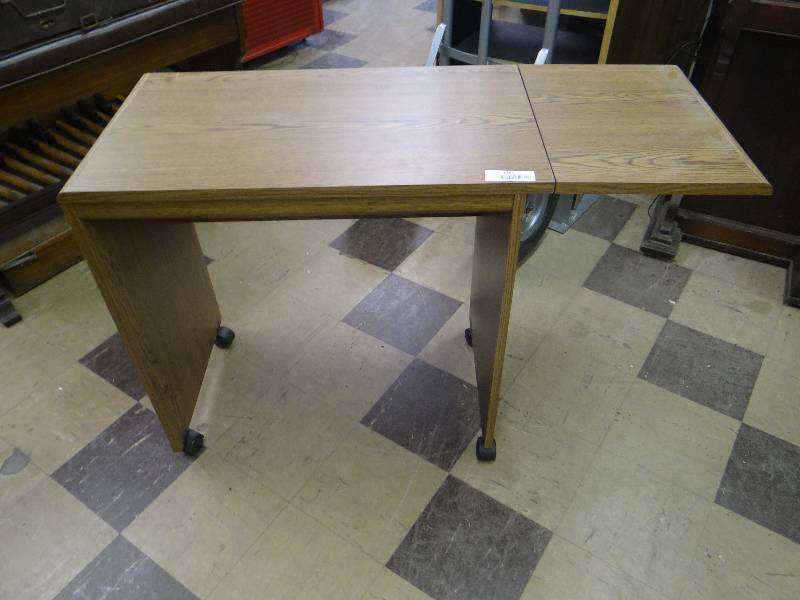lot 1365 image: Rolling kitchenoffice cart w1 drop side.