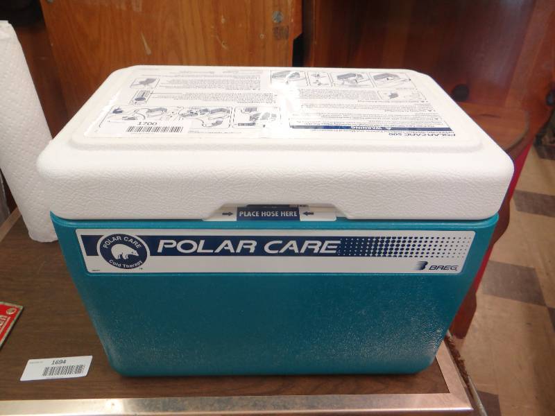 lot 1700 image: Polar care cold therapy system.