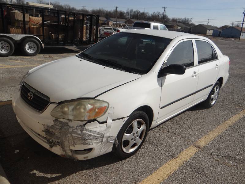 lot 100 image: 2005  Toyota Corolla