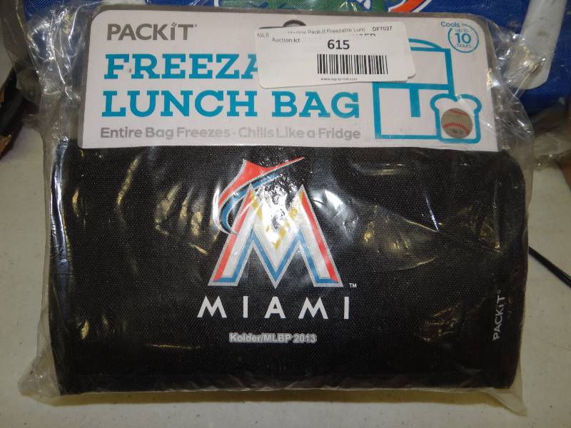 lot 615 image: Miami marlins freezable lunch bag.
