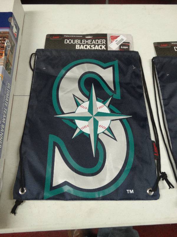 lot 682 image: Double header back sack.