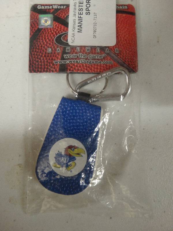 lot 712 image: KU key chain.