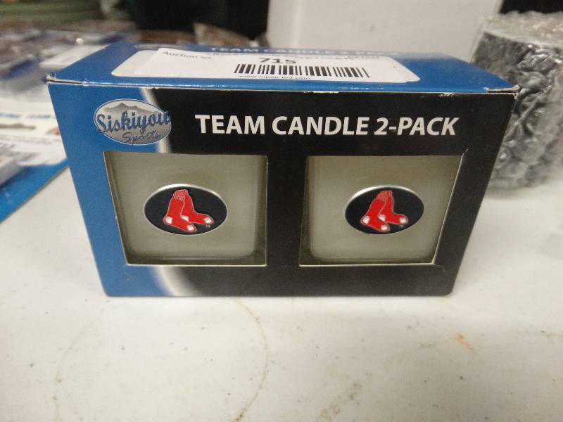 lot 715 image: 2 Pack red sox candle set.