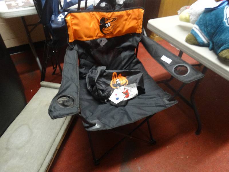 lot 769 image: Orioles Folding camp chair wbag.