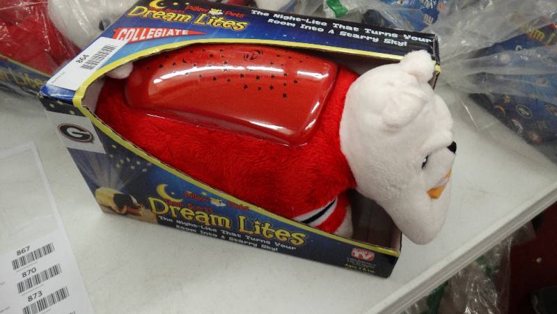 lot 866 image: Georgia bulldogs pillow pet.