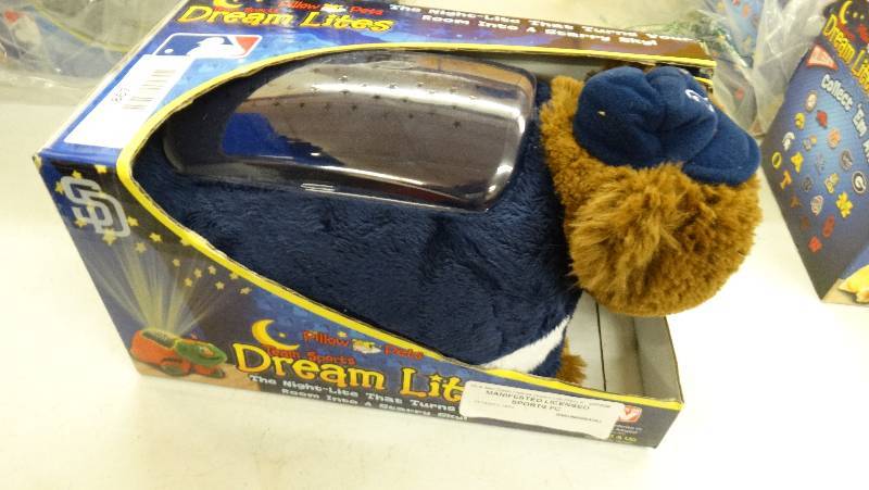 lot 870 image: San Diego padres pillow pet.