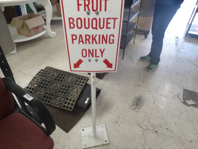 lot 1760 image: Metal parking sign.