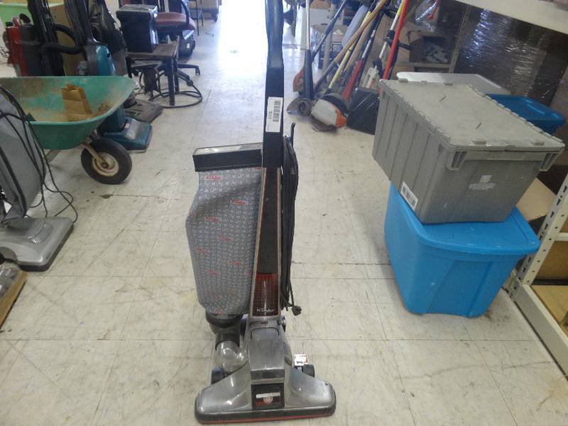 lot 1775 image: Kirby heritage II vacuum.