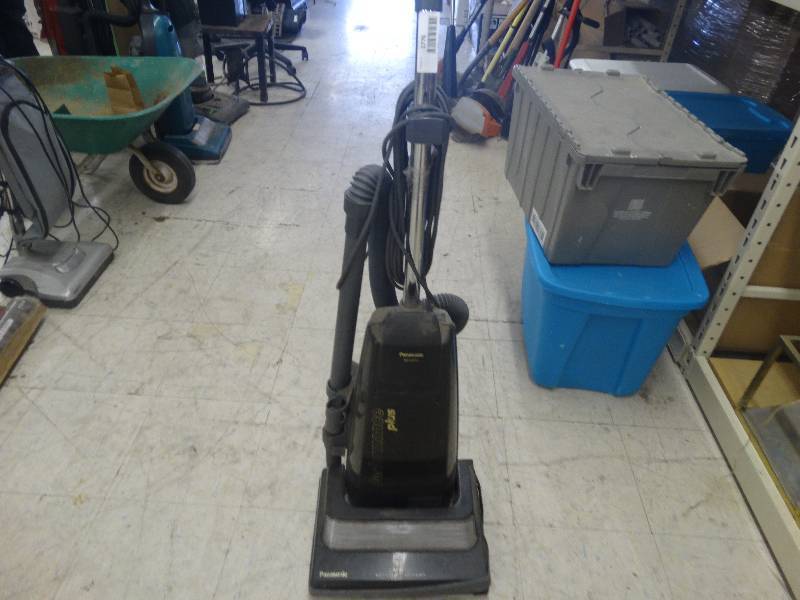lot 1776 image: Panasonic performance plus vacuum.