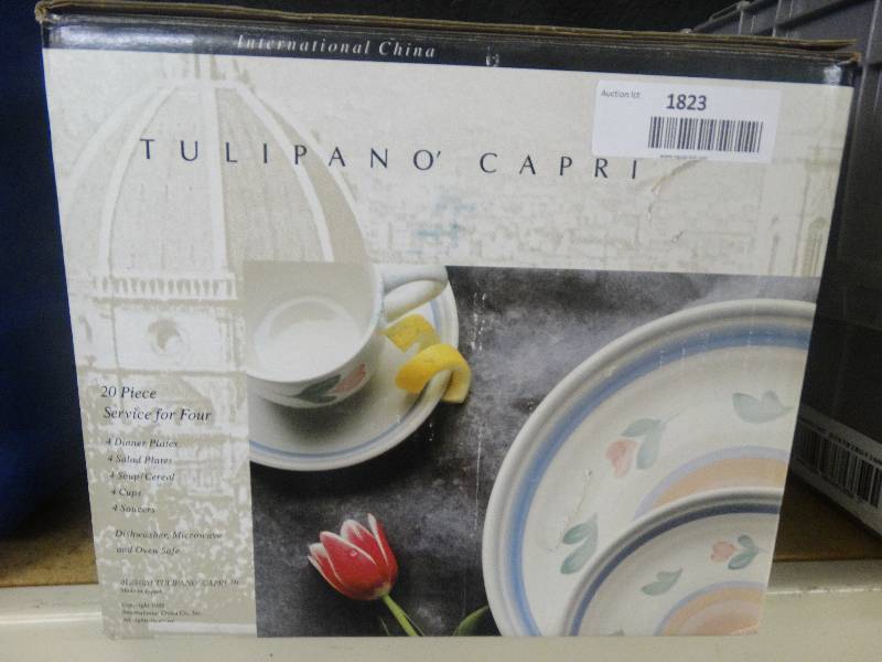 lot 1823 image: Tulipano capri international.