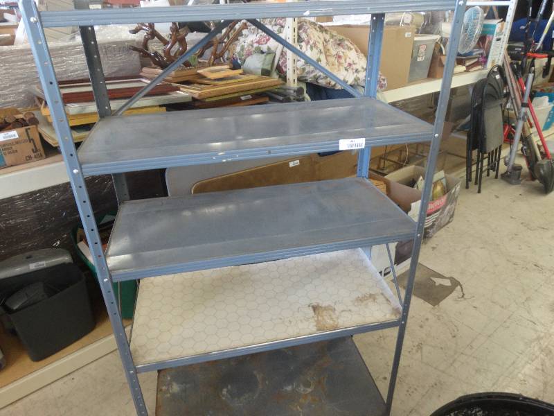 lot 1882 image: Metal shelf.