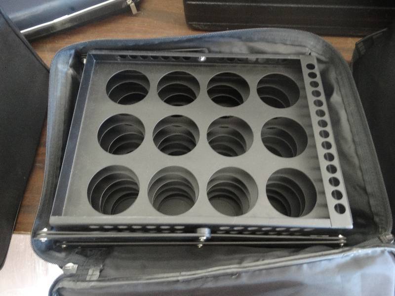 lot 1904 image: Water qualify demo outfit.