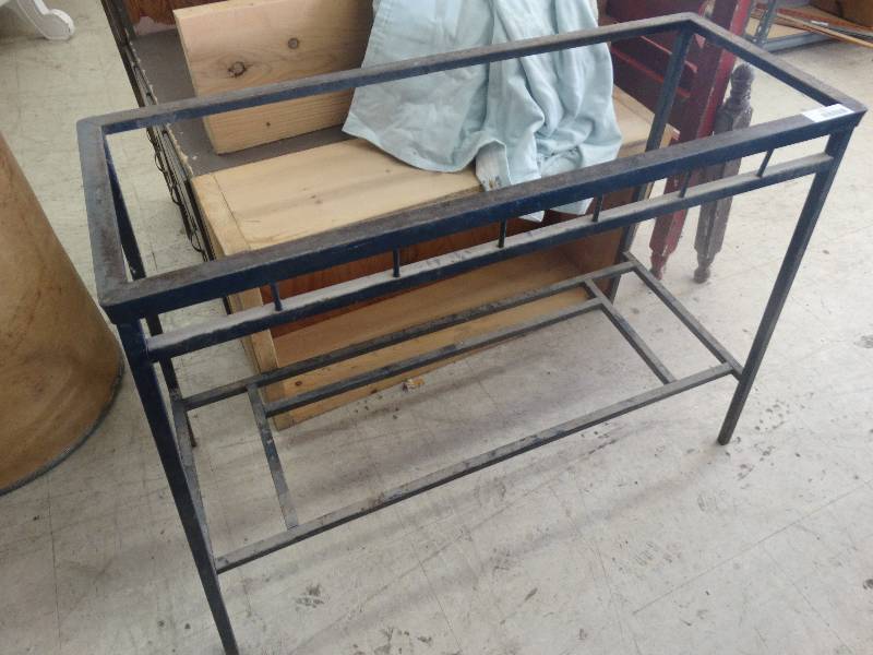 lot 1921 image: Aquarium stand.