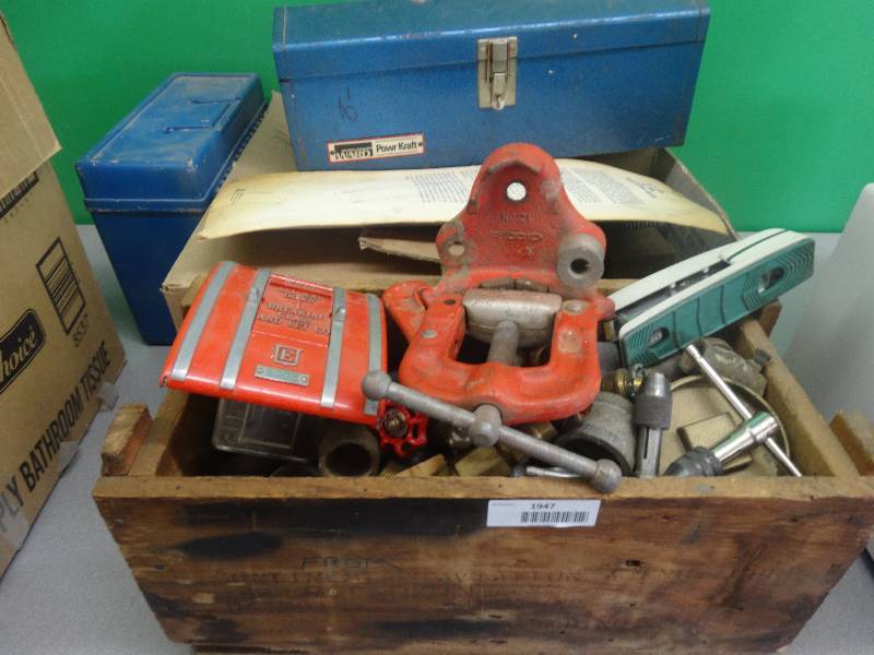 lot 1947 image: Box of tools & pipes.