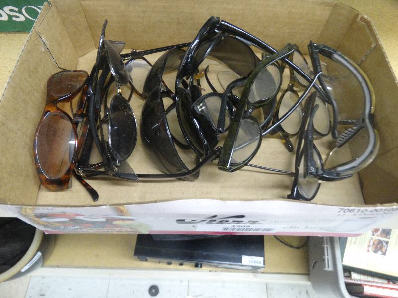lot 1968 image: Box of sunglasses, glasses & safety glasses.