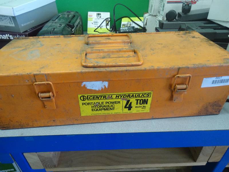 Central Hydraulics portable power hydraulic equipment. 4 ton model no