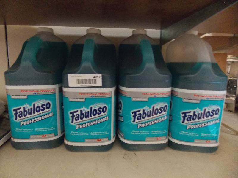 lot 4012 image: Lot of 4 Fabuloso Professional
