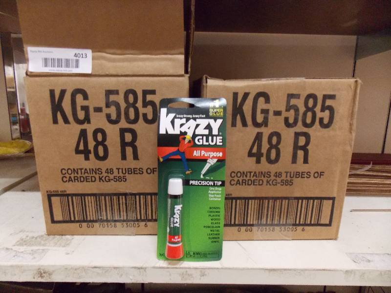lot 4013 image: Lot of Krazy Glue
