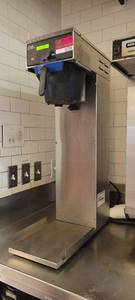 lot 10739 image: Commerical Curtis Concourse Series TCTS10083 Hot Beverage Brewer
