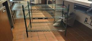 lot 10743 image: Short Green 3-Tier Shelf