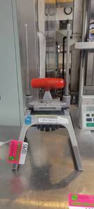 lot 10795 image: Vollrath Insta Cut 3.5 Lemon Wedger