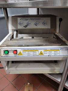lot 10799 image: Commerical Oliver Front Load Bread Cutter 732-N