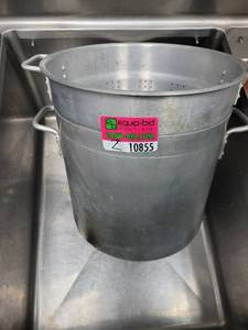 lot 10855 image: Commercial Winco Pot and Strainer&nbsp