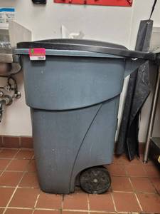 lot 10869 image: 50 Gallon Commerical Rubbermaid Grey Trash Bin