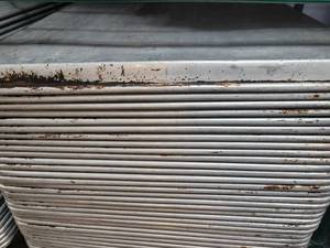 lot 10878 image: Lot of 20 Commerical Vollrath Aluminum Full-size Baking pans