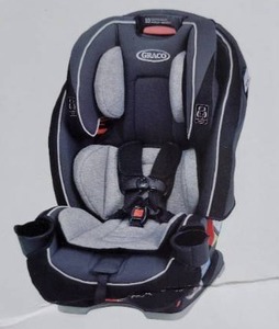 lot 20155 image: Graco SlimFit 3 in 1 Car Seat -Slim & Comfy Design Saves Space in Your Back Seat, Darcie, One Size