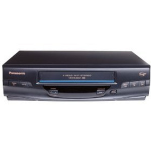 lot 15548 image: Panasonic PV-V4520 4-Head Hi-Fi VCR VHS