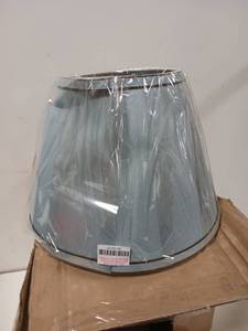 lot 35644 image: Lamp shade