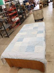 lot 2230 image: old bluewhite quilt needs some love